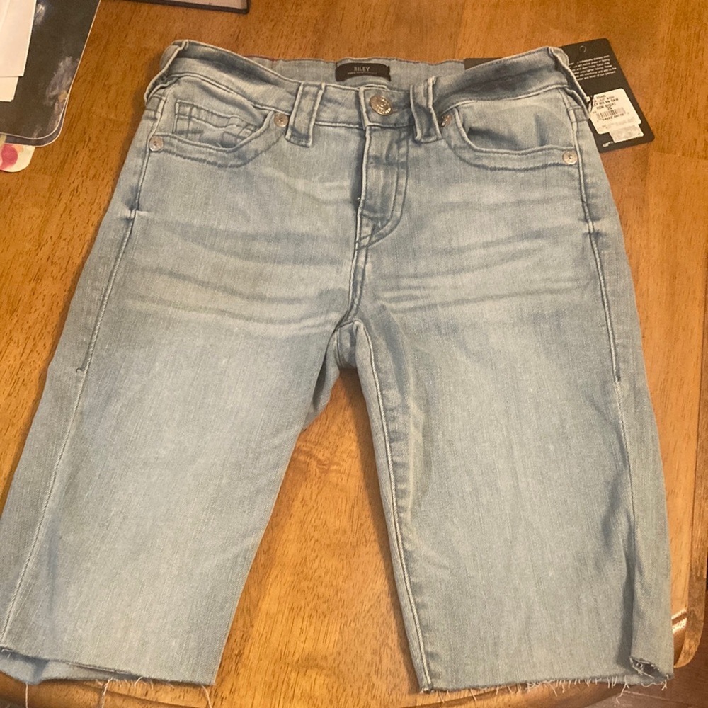 True Religion Light Denim Riley Knee Length Shorts , Size 25